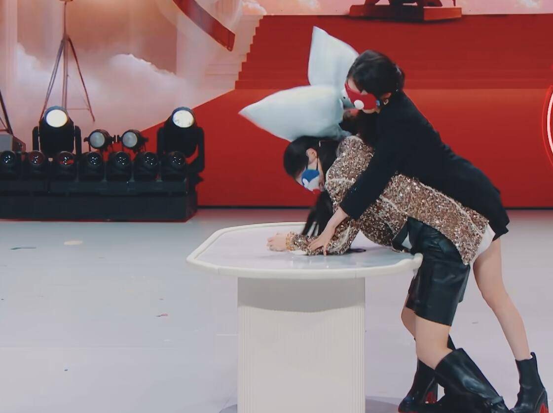 次高光”让《王牌9》开播封神尊龙凯时新版APP杨幂的“5(图19)